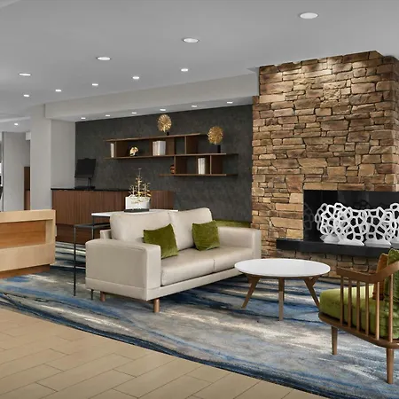 Fairfield Inn & Suites By Marriott Fayetteville North-2