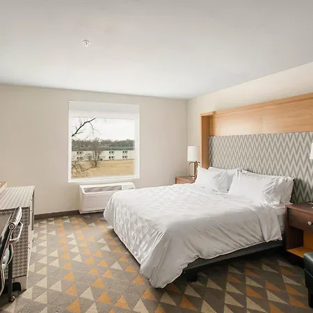 Holiday Inn & Suites Decatur-Forsyth By Ihg-2