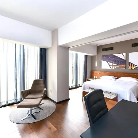Krystal Grand Suites Insurgentes-3