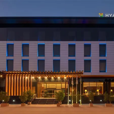 Hyatt Place Riyadh Sulaimania-3