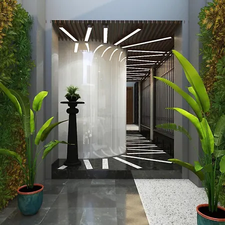Hanoi La Selva Central Hotel & Spa-3