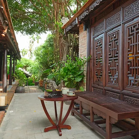 Ancient Hue Garden Houses-2