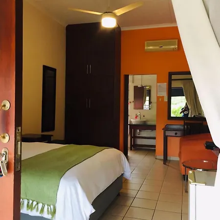 Mzingeli Guesthouse-2