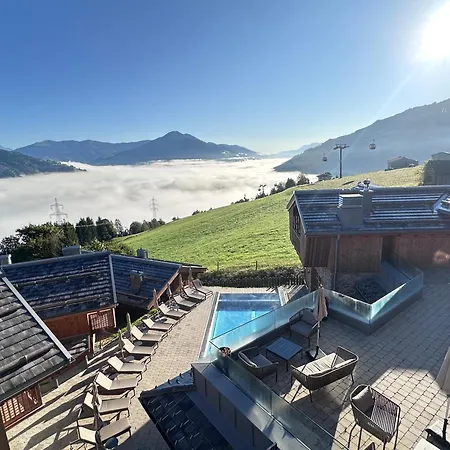 Zaglgut Premium Hotel & Chalets, Zell Am See-Kaprun - Wellness & Infinity Pool, Air Conditioning, Panoramic Views & Summer Card Included-3