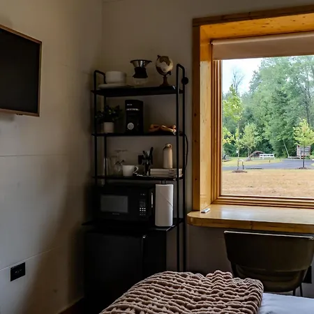 Finger Lakes Treehouse-2