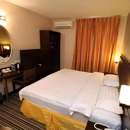 1 City Hotel-2