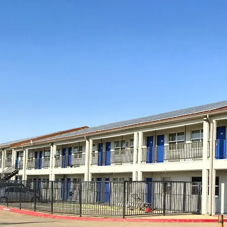 Deluxe Inn Motel By Oyo Grand Prairie Interstate 30-2