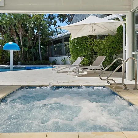 Broadwater Resort Como-3