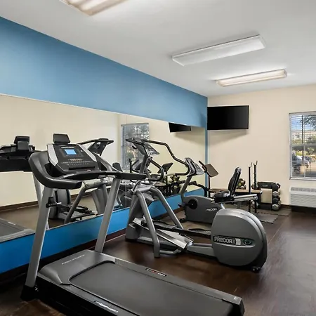 Quality Suites Irving-Las Colinas-2