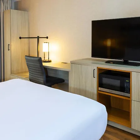 Comfort Inn Amherst-2