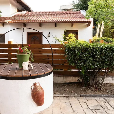Terinikos Sunny Garden Hotel & Junior Suites-2