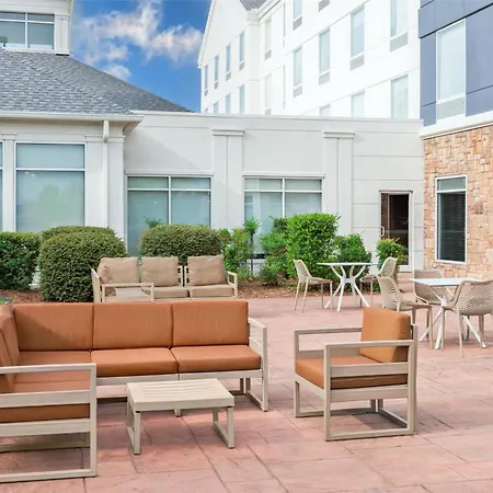 Hilton Garden Inn North Little Rock-2