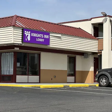 Knights Inn Ashland-3