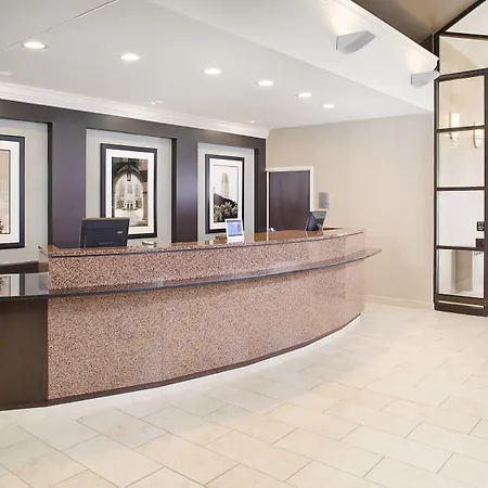Courtyard By Marriott Ann Arbor-2