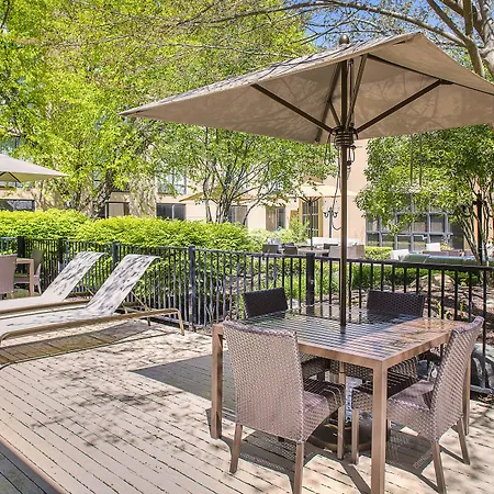 Courtyard By Marriott Ann Arbor-2