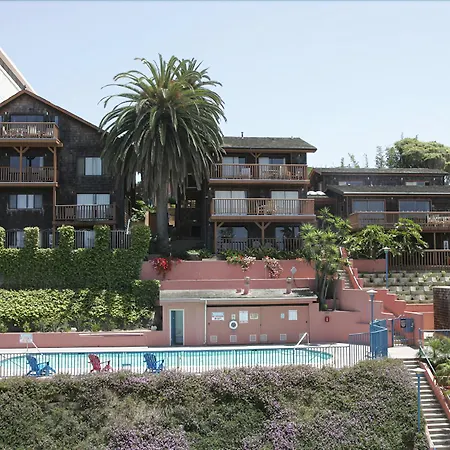La Jolla Cove Suites-2
