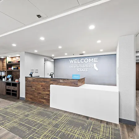 Hampton Inn By Hilton Los Angeles Airport Lax-3