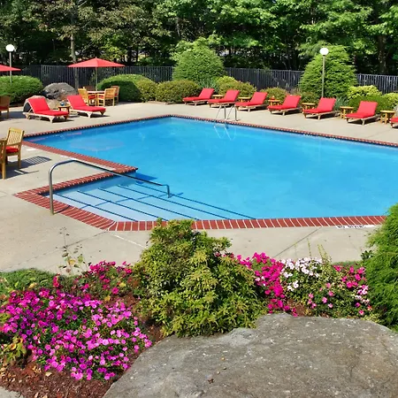 Trumbull Marriott Shelton-3
