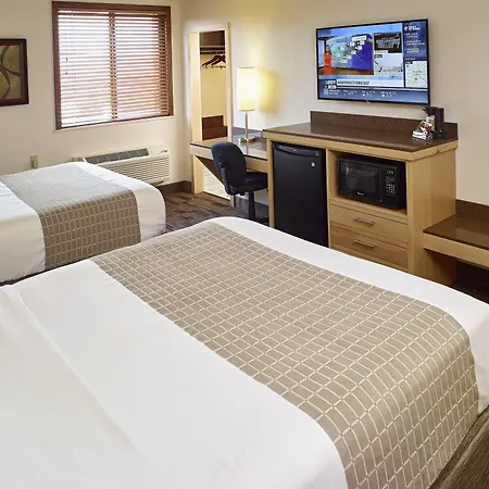 Livinn Hotel Minneapolis South / Burnsville-3