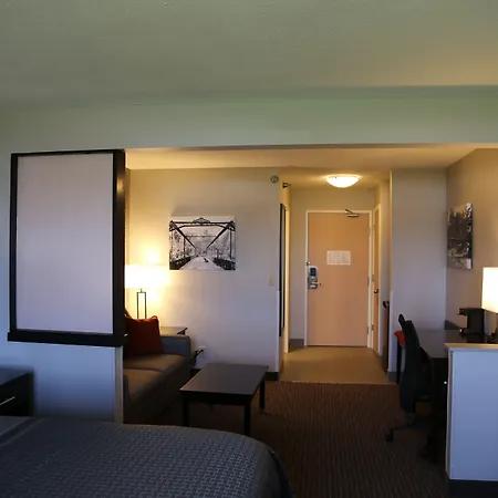 Best Western Muscatine - Pearl City Hotel-3