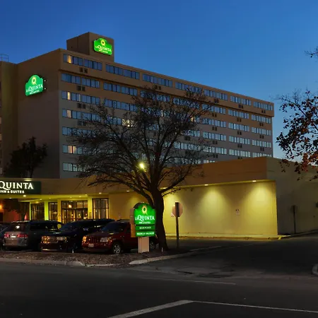 La Quinta By Wyndham Secaucus Meadowlands-2