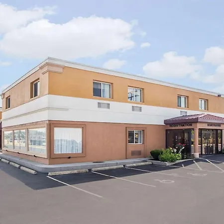 Fairbridge Inn Express Buffalo Airport Williamsville-3
