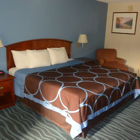 Days Inn By Wyndham Clarksville North Exit 4-3
