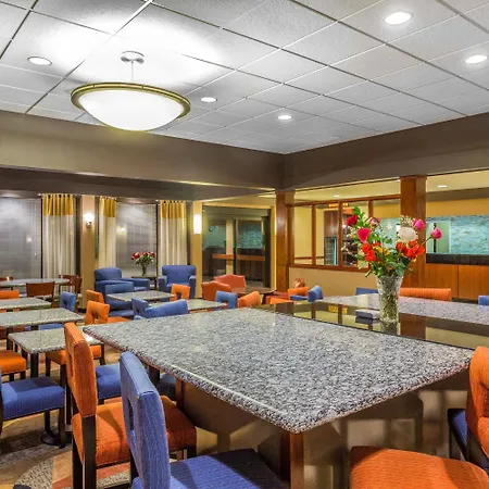 Comfort Inn Roswell-Dunwoody-3