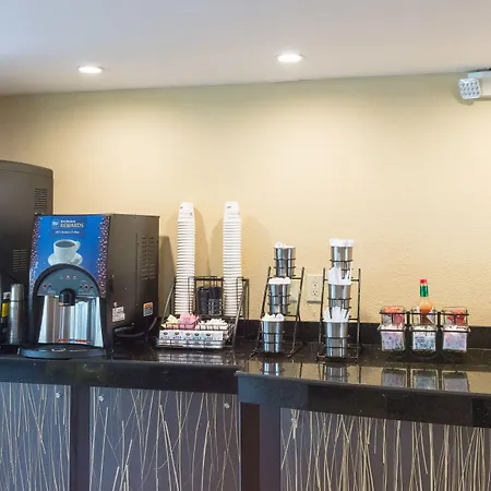 Best Western International Speedway Hotel-3