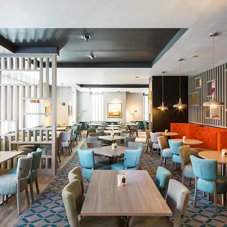 Leonardo Hotel Belfast-3
