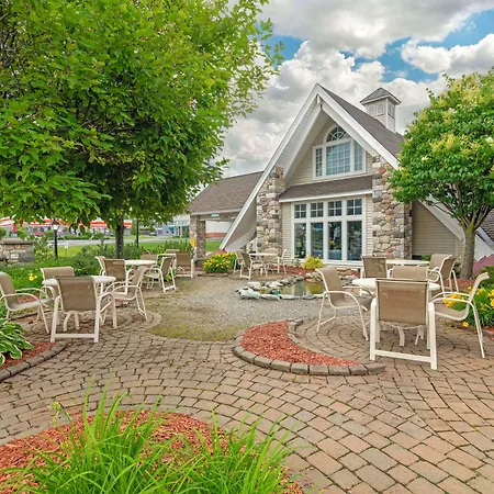 Best Western Plus Plattsburgh-2