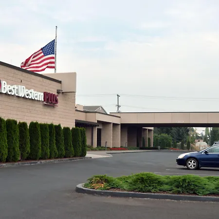 Best Western Plus University Inn-3