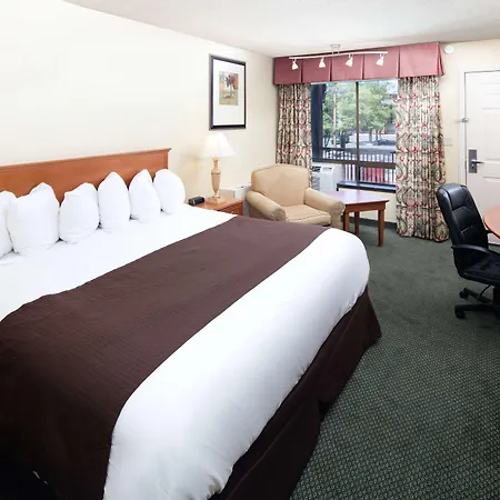 Red Lion Inn & Suites Missoula-2