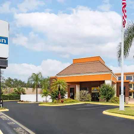 Days Inn By Wyndham N Orlando/Casselberry-2