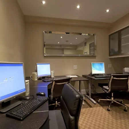 Hotel Le Cantlie Suites-3