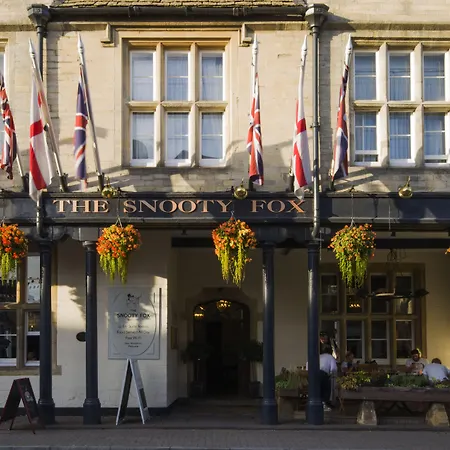 The Snooty Fox-3