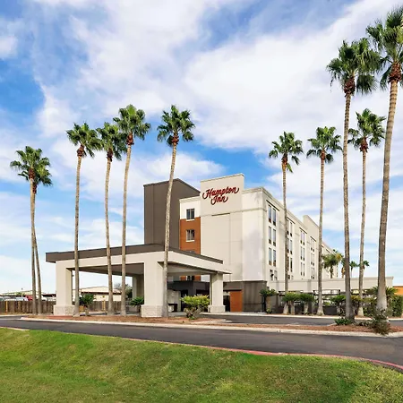 Hampton Inn Laredo-3