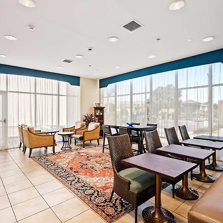Best Western Plus Royal Oak Hotel-2