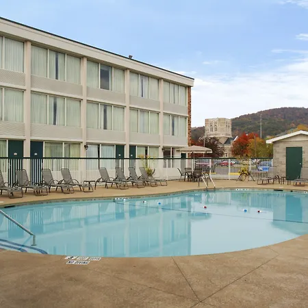 Best Western Plus Bradford Inn-3