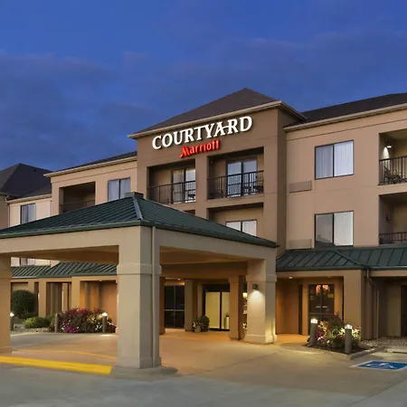 Courtyard By Marriott Bloomington Normal-2