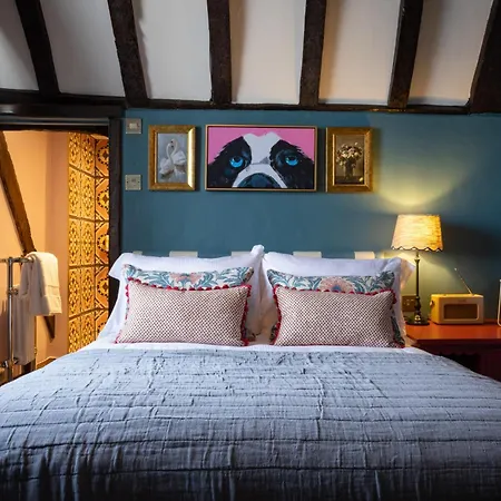 The White Hart - A Heartwood Inn-2