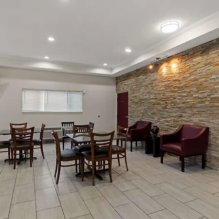 Red Lion Inn & Suites Caseyville-2