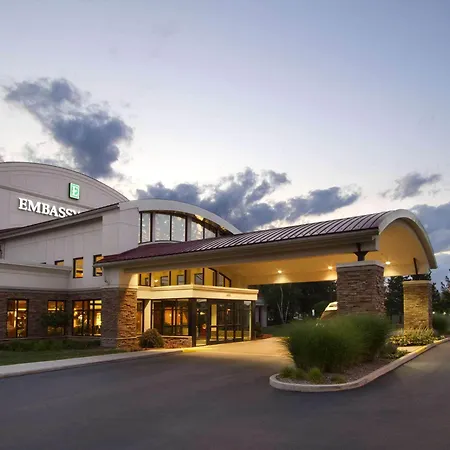 Embassy Suites By Hilton Detroit Metro Airport-2