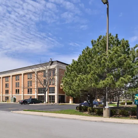 Quality Inn & Suites Matteson Near I-57-3
