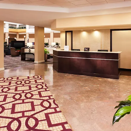 Sheraton Suites Chicago O'Hare-2