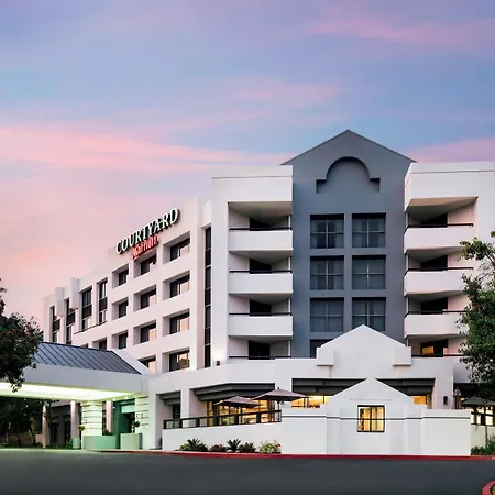 Courtyard By Marriott Richmond Berkeley-2