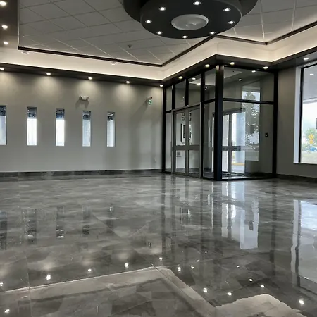 Travelodge By Wyndham Regina-3