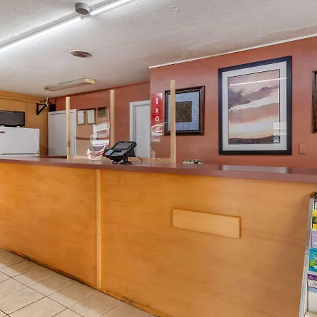 Econo Lodge Charlottesville North - University Area-3