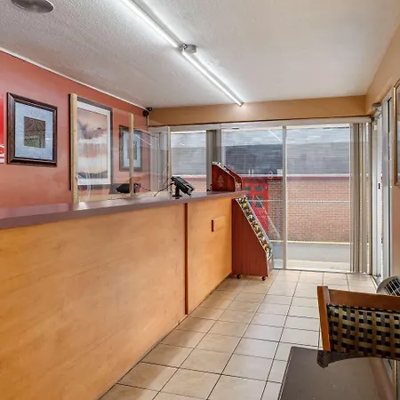 Econo Lodge Charlottesville North - University Area-2
