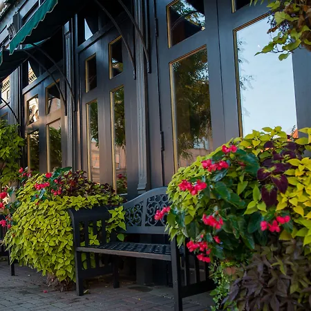 Blennerhassett Hotel-3